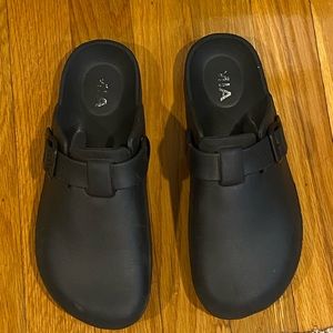 Mia Waterproof Black Boston Eva Style Clog